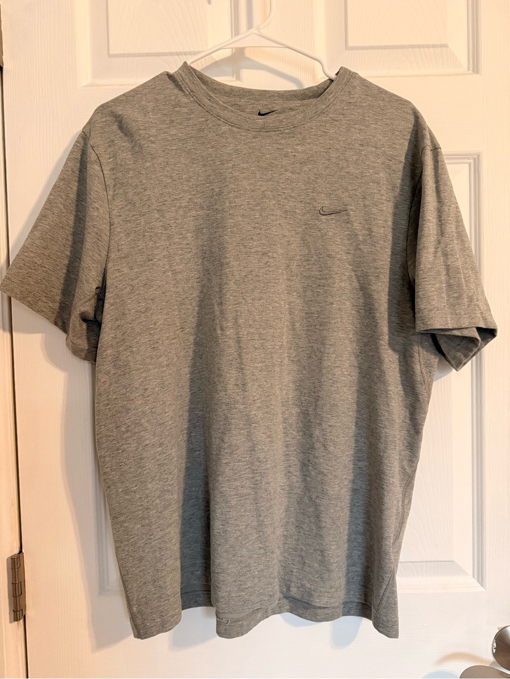 Nike Dri-FIT Heather Gray Athletic Training Shirt Men’s Large Workout Tee